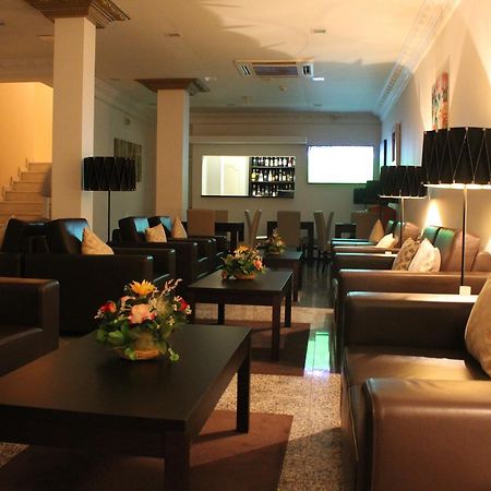 Hotel Imperio Бисау Экстерьер фото