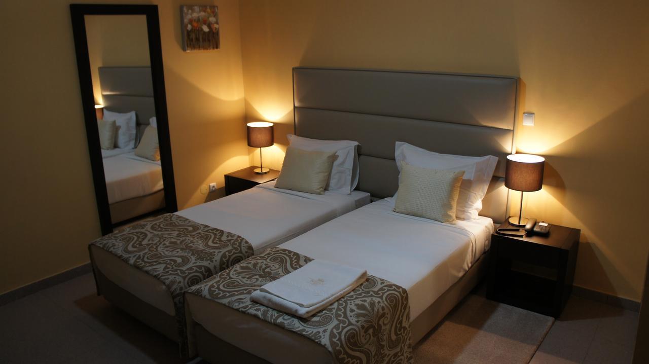 Hotel Imperio Бисау Экстерьер фото